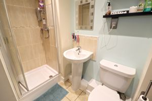 En-Suite- click for photo gallery